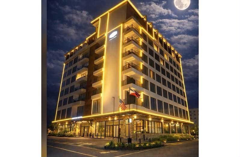 Hotel Owner Sues Opposition Leader Mohamed for $150M Over Social Media Videos