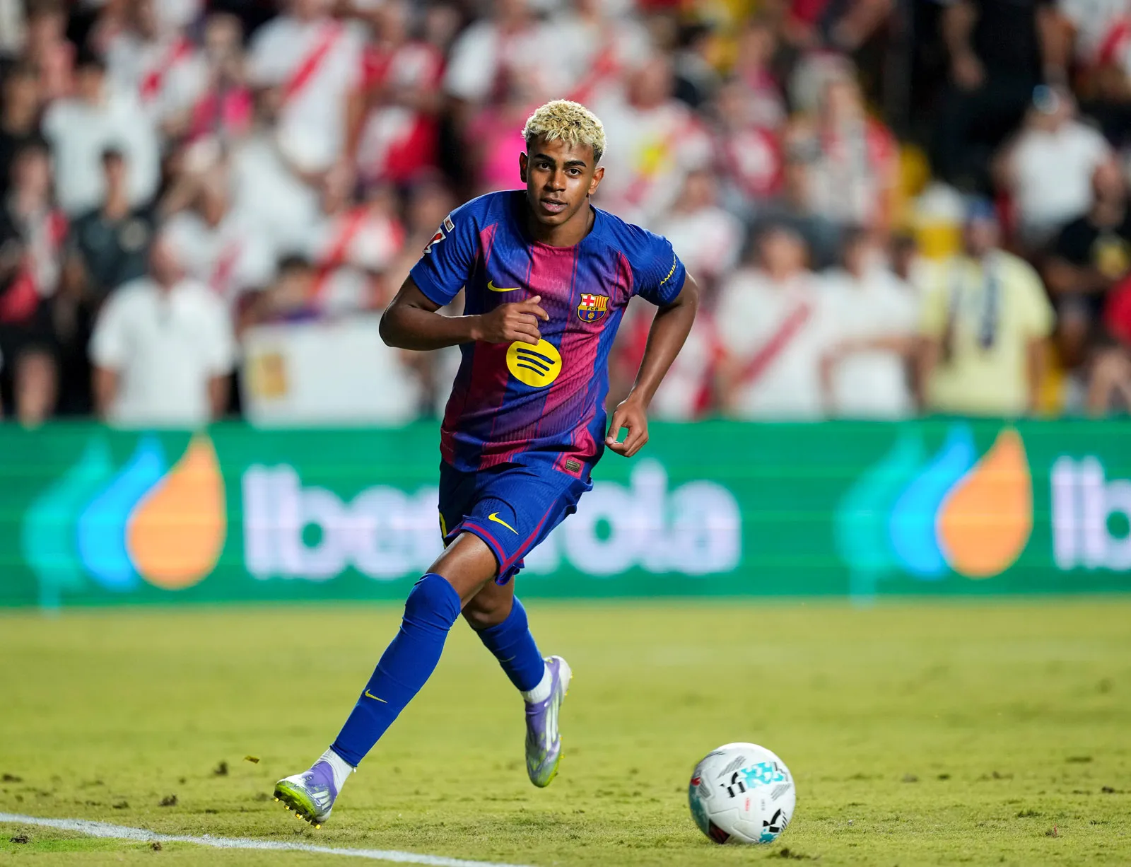 La Liga: Yamal Scores and Assists as Barcelona Make It Nine From Nine; Nico Williams Sidelined